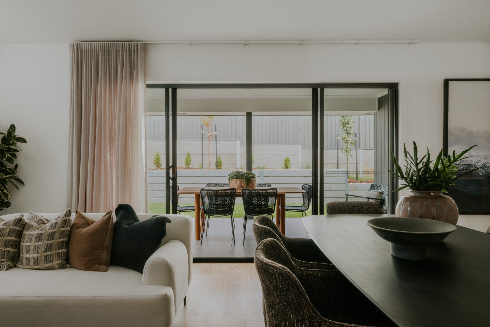 Long Bay dining alfresco